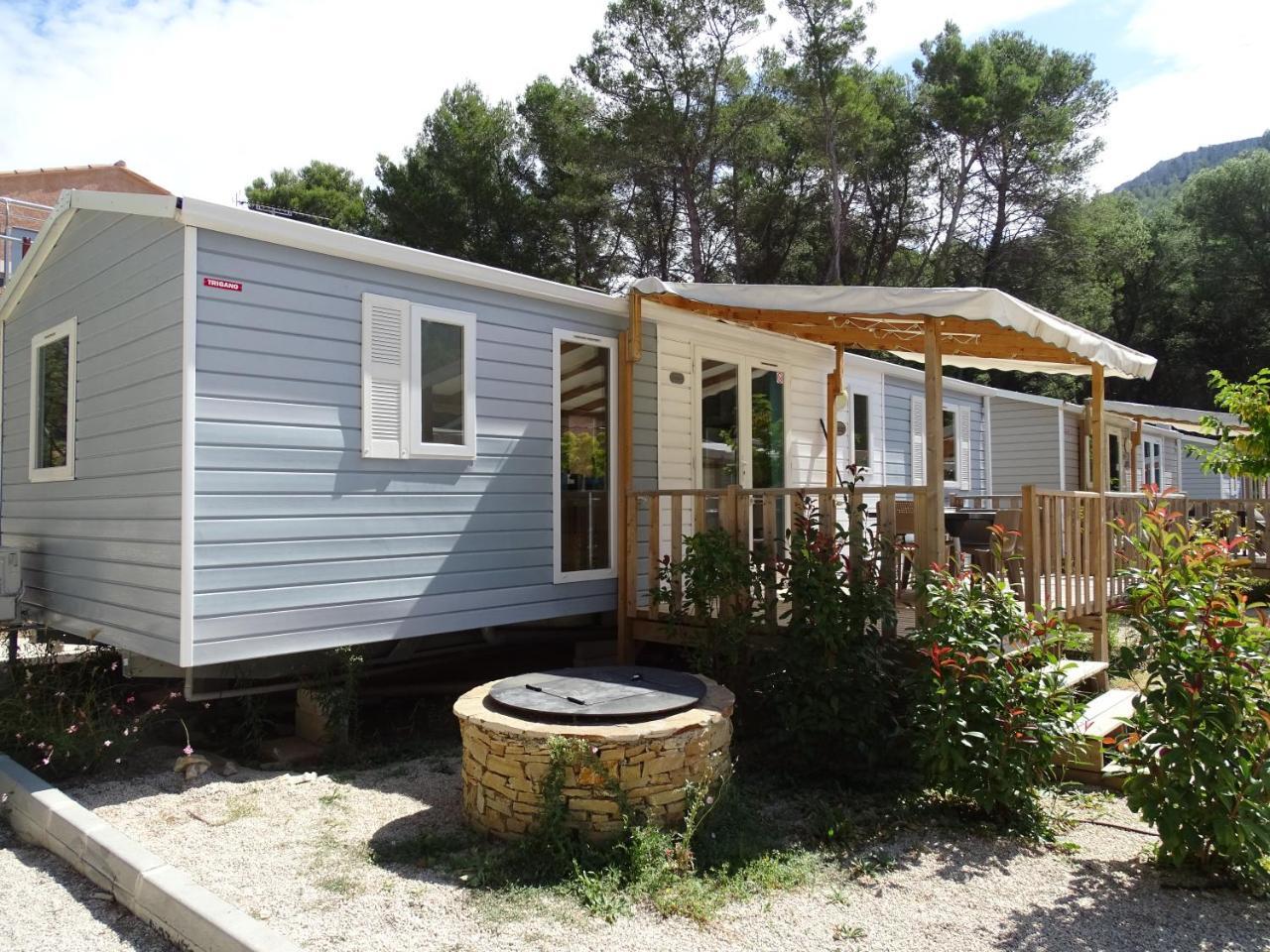 רוקפור-לה-בדול Camping Aux Portes De Cassis מראה חיצוני תמונה