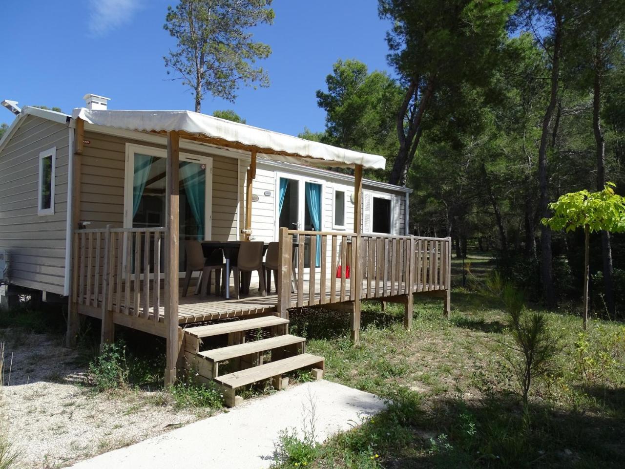 רוקפור-לה-בדול Camping Aux Portes De Cassis מראה חיצוני תמונה
