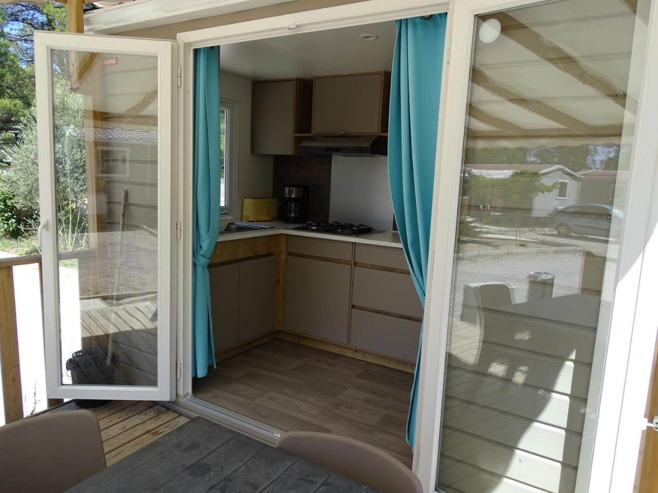 רוקפור-לה-בדול Camping Aux Portes De Cassis מראה חיצוני תמונה